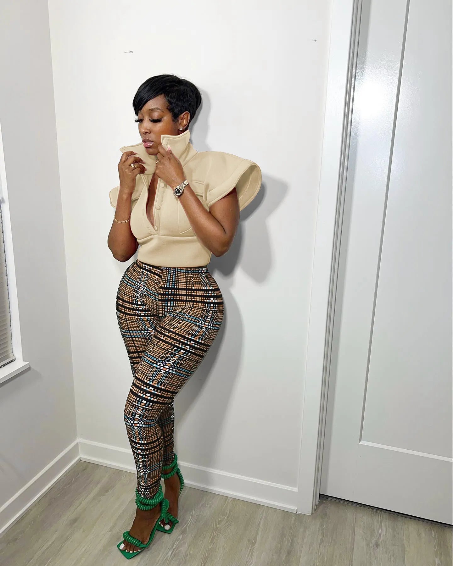 Bold Bloom Plaid Top